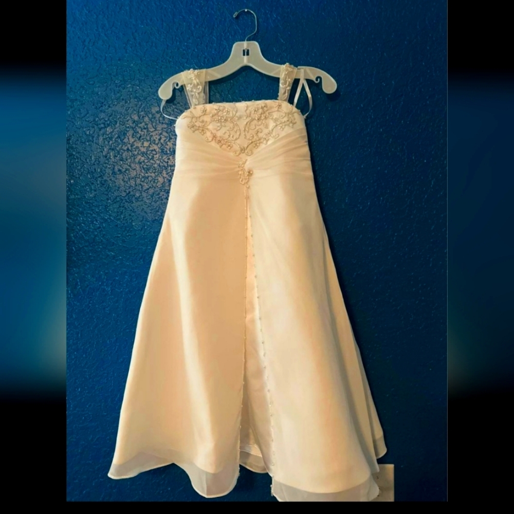 David's Bridal Size 3